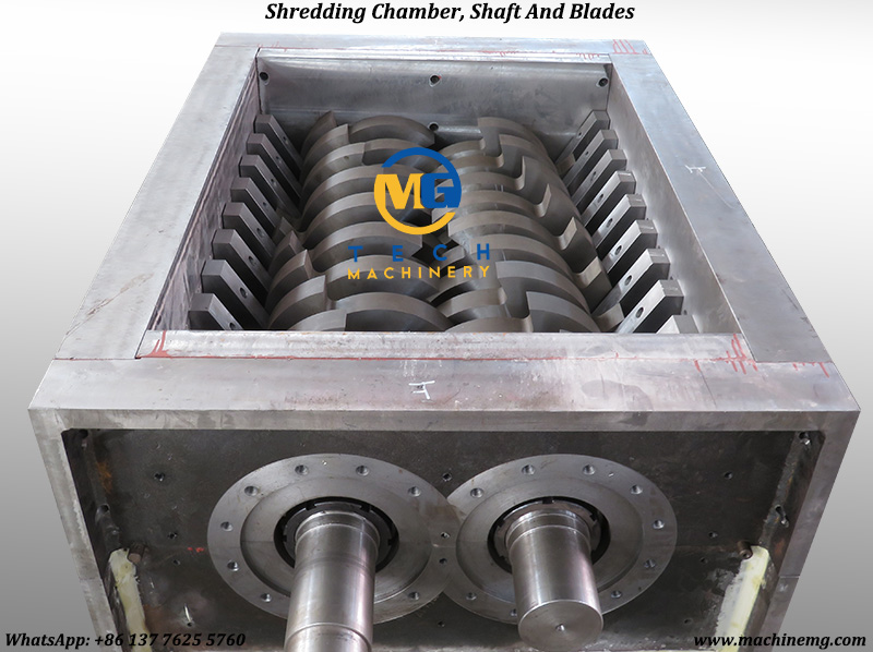 Double Shaft Shredder Machine For Shredding Solid Hard Plastic Waste