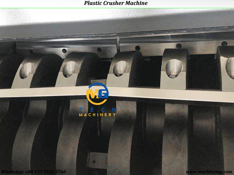 Plastic Bottle Grinder Machine For Crushing Grinding PET PP HDPE Bottles And Tanks