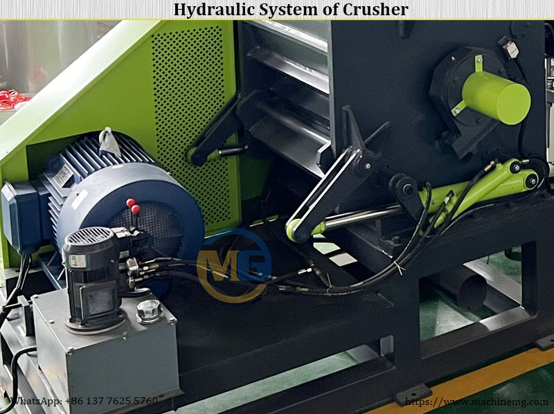 Heavy Plastic Crusher Machine Crushing Hard Plastic Waste Heavy Plastic Crusher Machine Crushing Hard Plastic Waste