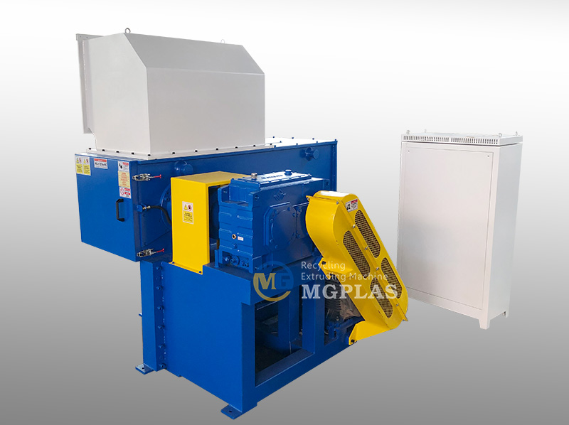 Hot Sale Coupler Type ABS Lump Shredder Machine 