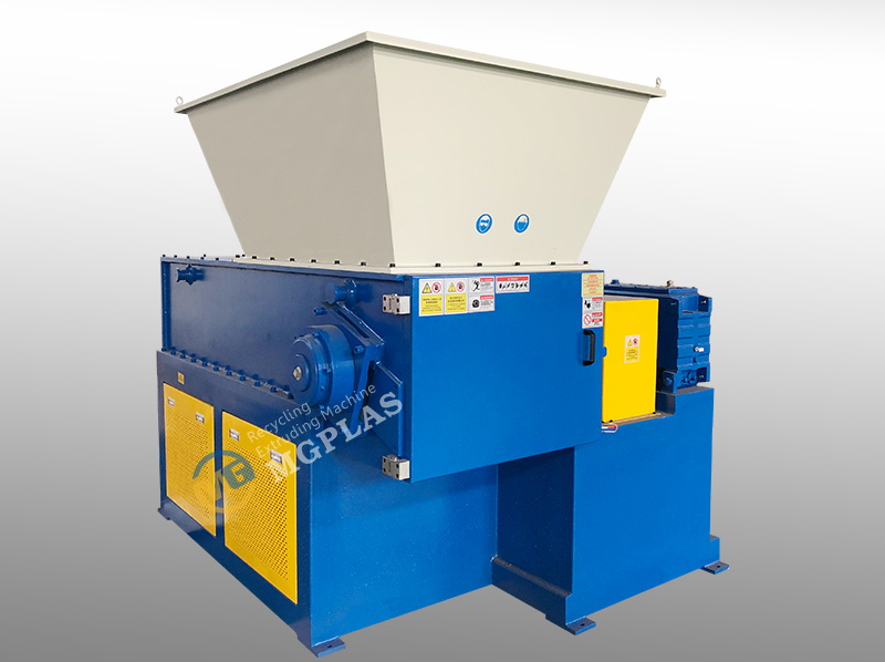 Single Shaft Lumps Shredding Machine With Coupler  