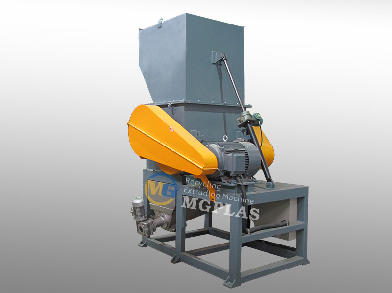 Factory Price Plastic Crushing Machine For PE PP Waste Plastic Films