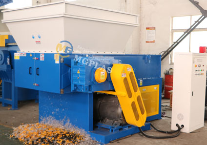 1000-1500kg/h Single Shaft Shredder For Plastic Lupms To Chile